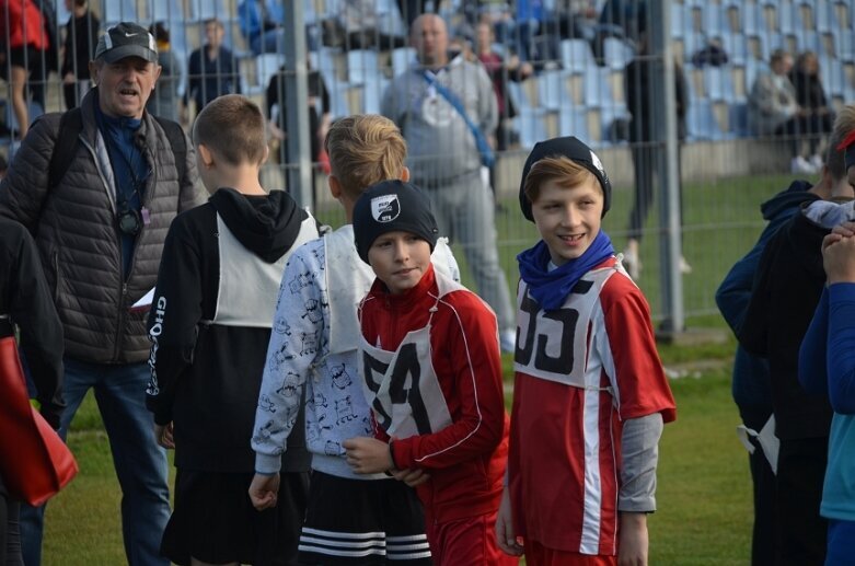  Szkolne przełaje na stadionie przy ulicy Pomologicznej 