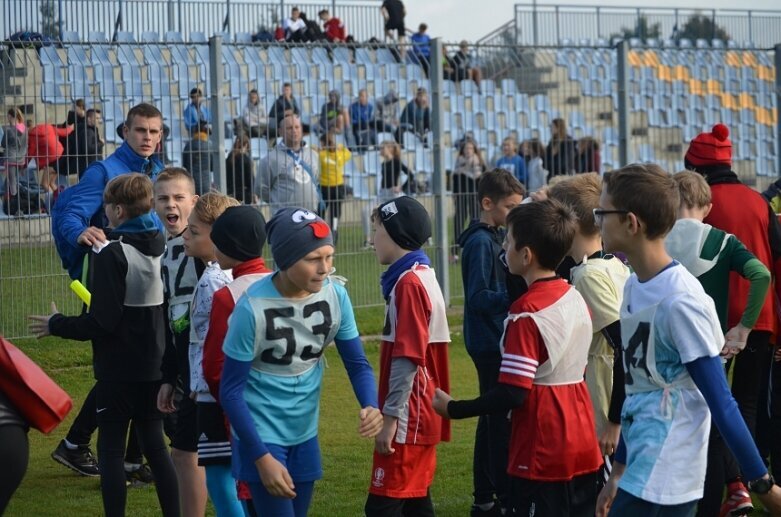  Szkolne przełaje na stadionie przy ulicy Pomologicznej 