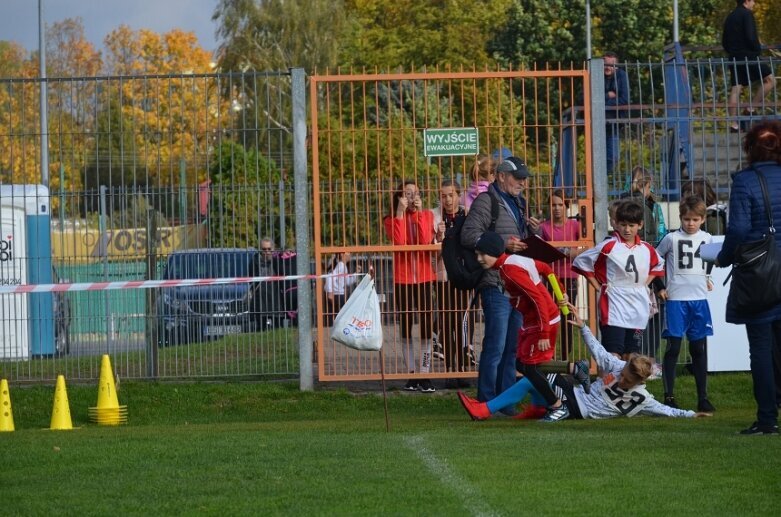  Szkolne przełaje na stadionie przy ulicy Pomologicznej 