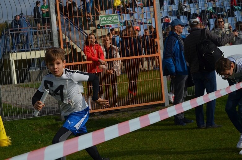  Szkolne przełaje na stadionie przy ulicy Pomologicznej 