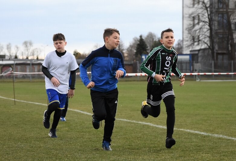  Szkolne przełaje na stadionie przy ulicy Pomologicznej 