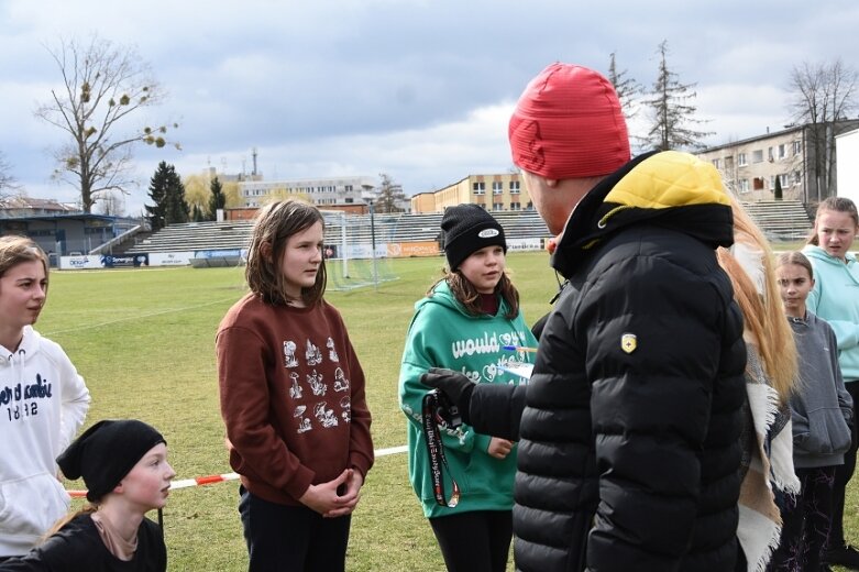  Szkolne przełaje na stadionie przy ulicy Pomologicznej 