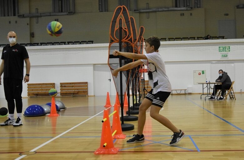  Szkolnym Skills Challenge 2020, Dziewiątka gospodarzem jednego ze spotkań 