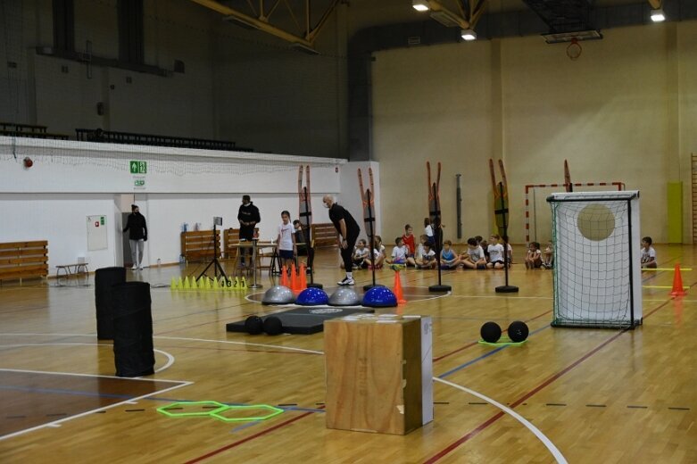  Szkolnym Skills Challenge 2020, Dziewiątka gospodarzem jednego ze spotkań 