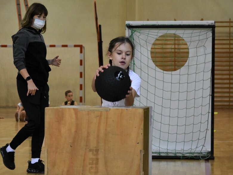  Szkolnym Skills Challenge 2020, Dziewiątka gospodarzem jednego ze spotkań 