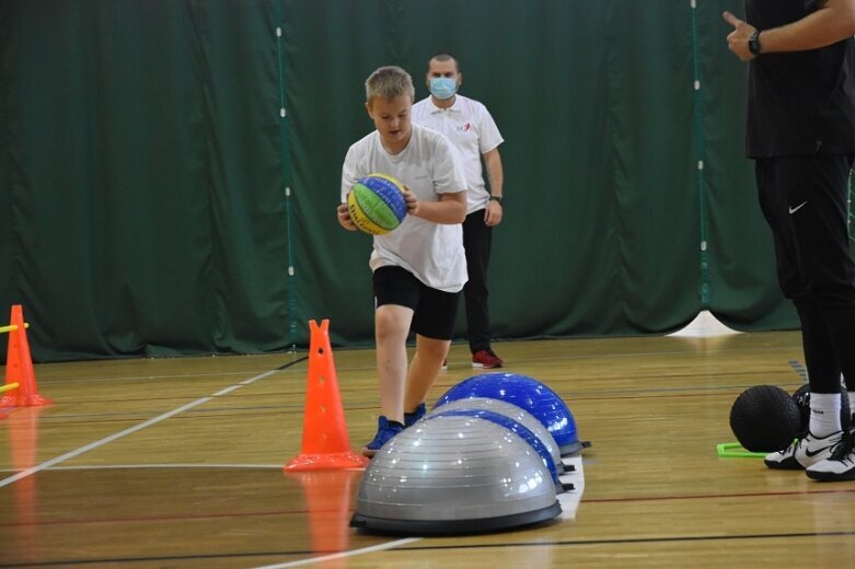  Szkolnym Skills Challenge 2020, Dziewiątka gospodarzem jednego ze spotkań 