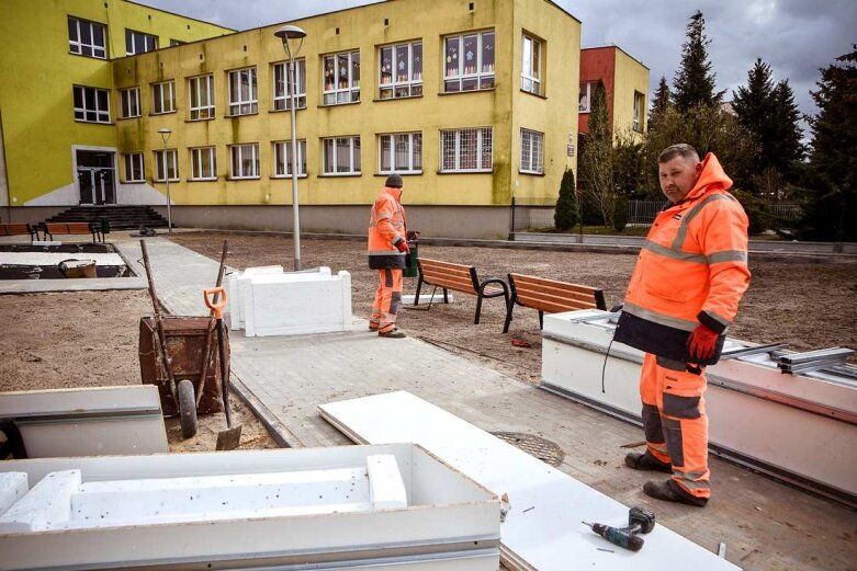  Tajemniczy plac przy skierniewickich górkach 