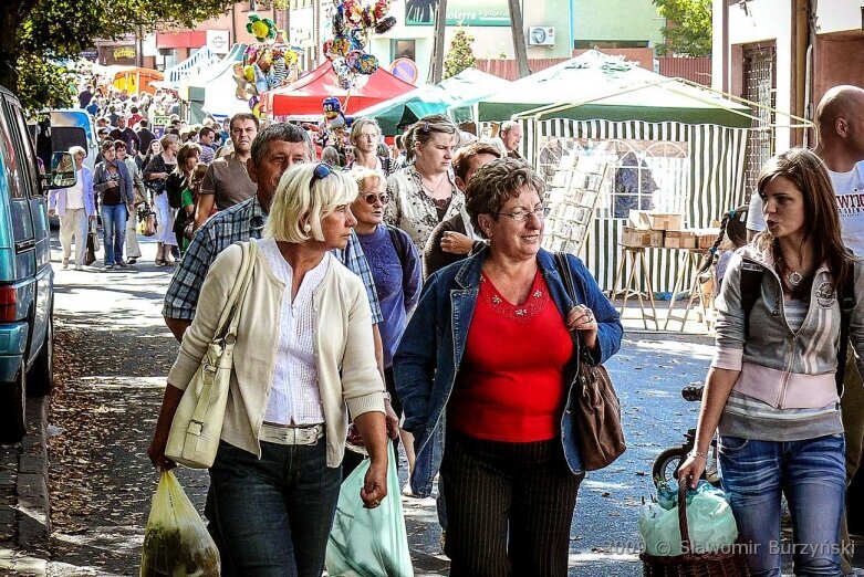  Tegoroczne święto kwiatów wisi na włosku. Zobacz, jak się bawiono w 2009 roku 