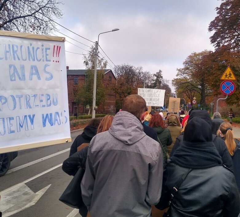  To nie był spokojny weekend! Kobiety nie rezygnowały z marszów protestacyjnych 