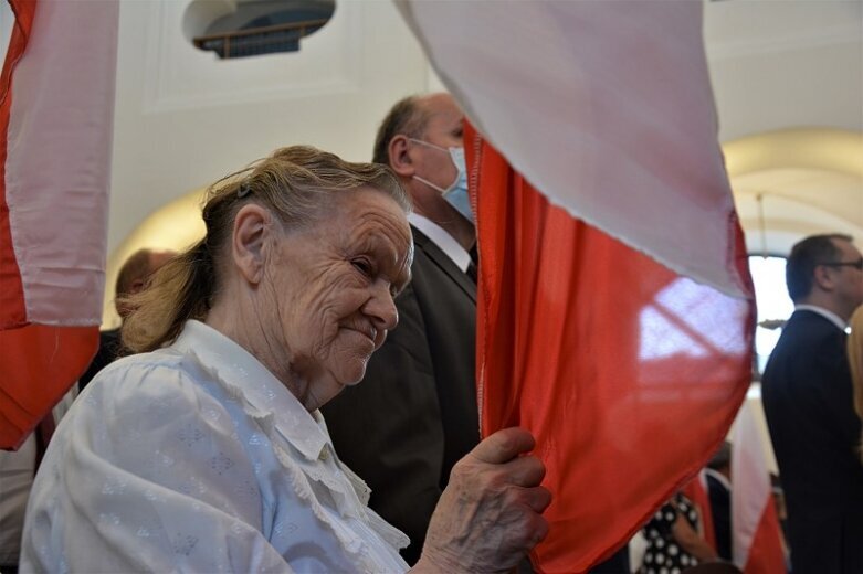  To nie była tylko oficjalna uroczystość. Manifestacja patriotyczna rawian! 