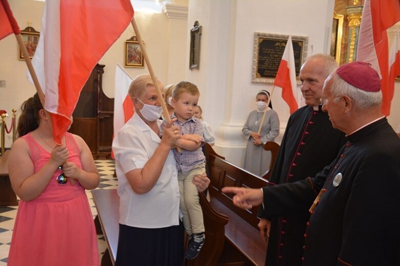  To nie była tylko oficjalna uroczystość. Manifestacja patriotyczna rawian! 