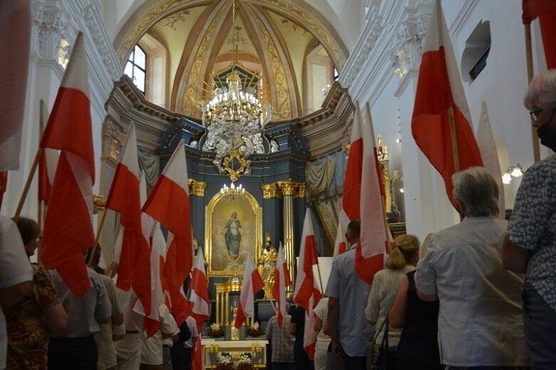  To nie była tylko oficjalna uroczystość. Manifestacja patriotyczna rawian! 