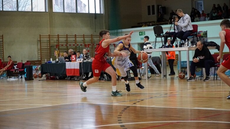  Triumf Ósemki w Central European Youth Basketball League 