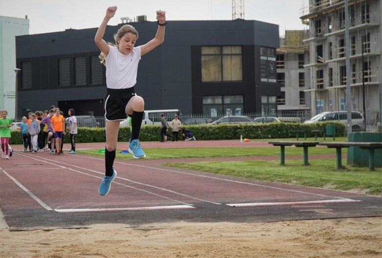  Trwa lekkoatletyczna wiosna na stadionie przy ulicy Tetmajera 