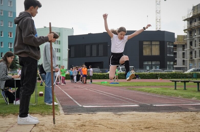  Trwa lekkoatletyczna wiosna na stadionie przy ulicy Tetmajera 