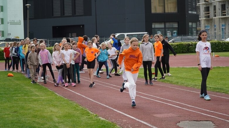  Trwa lekkoatletyczna wiosna na stadionie przy ulicy Tetmajera 