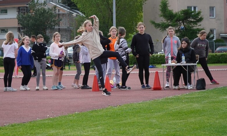  Trwa lekkoatletyczna wiosna na stadionie przy ulicy Tetmajera 