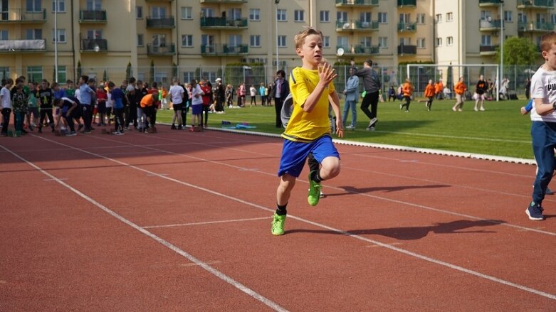  Trwa lekkoatletyczna wiosna na stadionie przy ulicy Tetmajera 