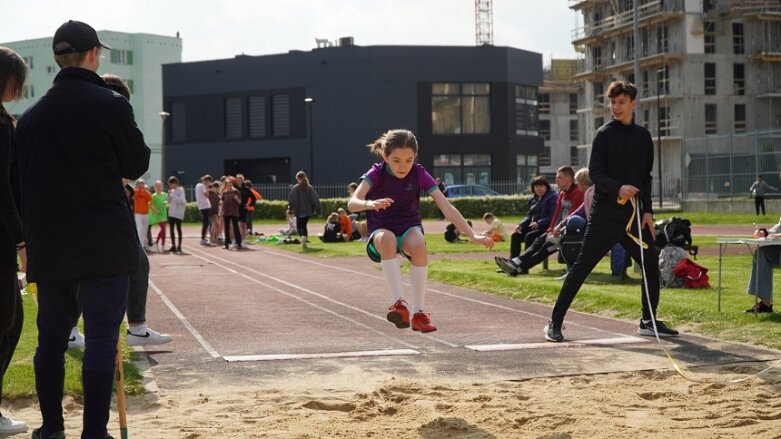  Trwa lekkoatletyczna wiosna na stadionie przy ulicy Tetmajera 