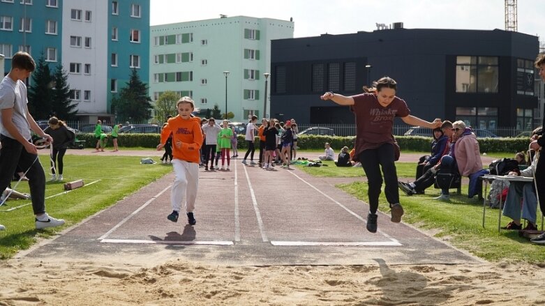  Trwa lekkoatletyczna wiosna na stadionie przy ulicy Tetmajera 