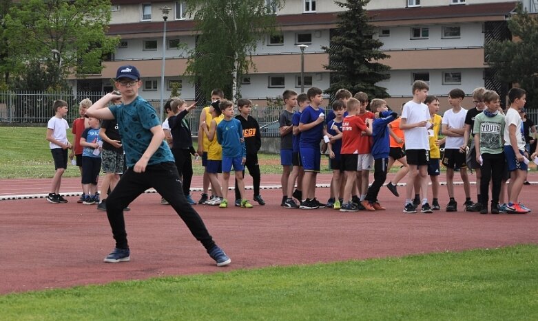  Trwa lekkoatletyczny cykl na obiekcie, którego miasto powinno się wstydzić 