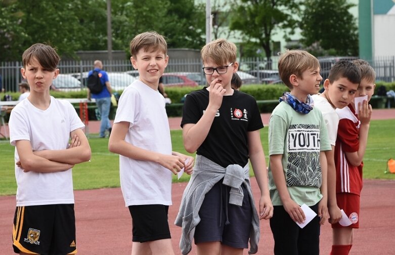  Trwa lekkoatletyczny cykl na obiekcie, którego miasto powinno się wstydzić 