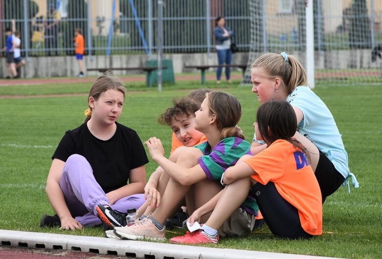  Trwa lekkoatletyczny cykl na obiekcie, którego miasto powinno się wstydzić 