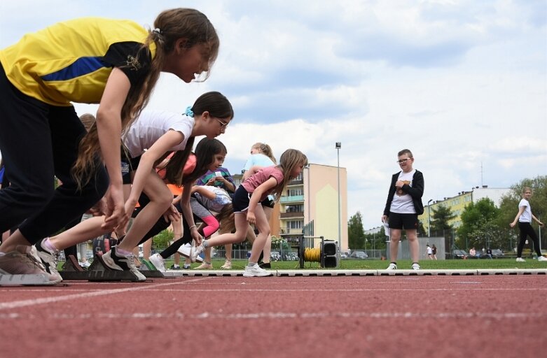  Trwa lekkoatletyczny cykl na obiekcie, którego miasto powinno się wstydzić 