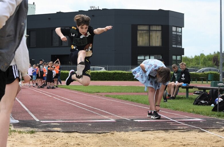  Trwa lekkoatletyczny cykl na obiekcie, którego miasto powinno się wstydzić 