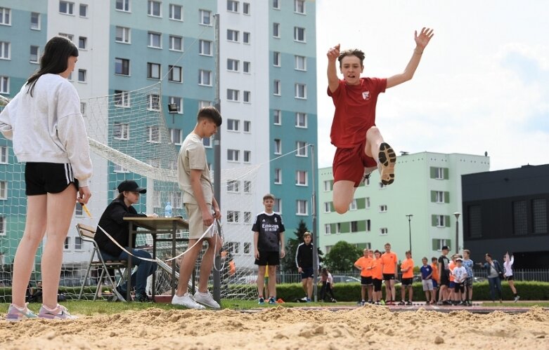  Trwa lekkoatletyczny cykl na obiekcie, którego miasto powinno się wstydzić 