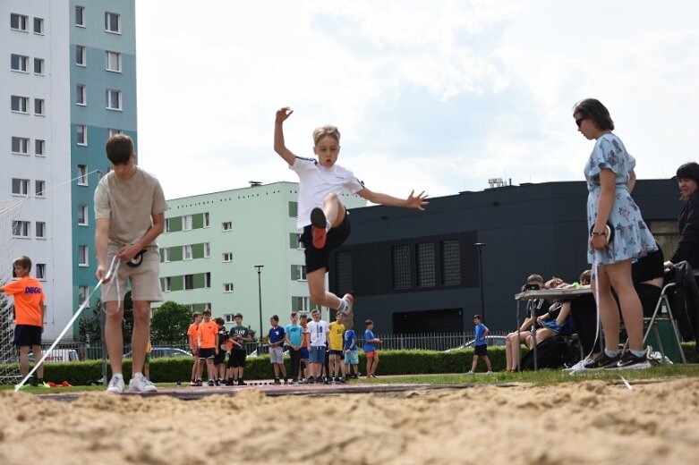  Trwa lekkoatletyczny cykl na obiekcie, którego miasto powinno się wstydzić 