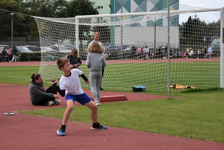  Trzeci jesienny start w ramach Czwartków Lekkoatletycznych 