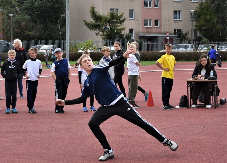  Trzeci jesienny start w ramach Czwartków Lekkoatletycznych 