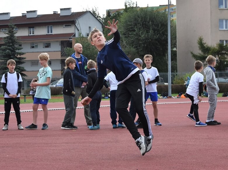  Trzeci jesienny start w ramach Czwartków Lekkoatletycznych 