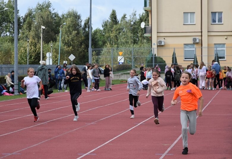  Trzeci jesienny start w ramach Czwartków Lekkoatletycznych 