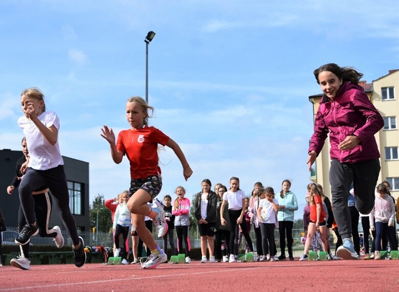  Trzeci jesienny start w ramach Czwartków Lekkoatletycznych 