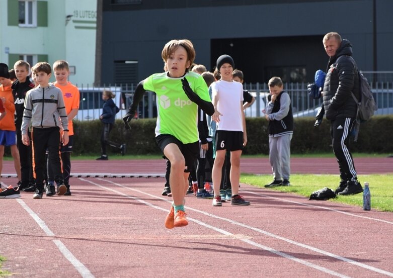  Trzeci jesienny start w ramach Czwartków Lekkoatletycznych 