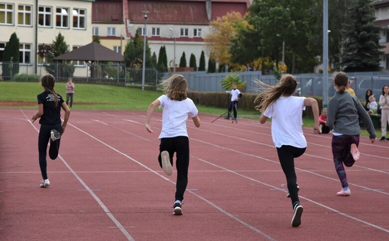  Trzeci jesienny start w ramach Czwartków Lekkoatletycznych 