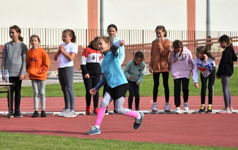  Trzeci jesienny start w ramach Czwartków Lekkoatletycznych 