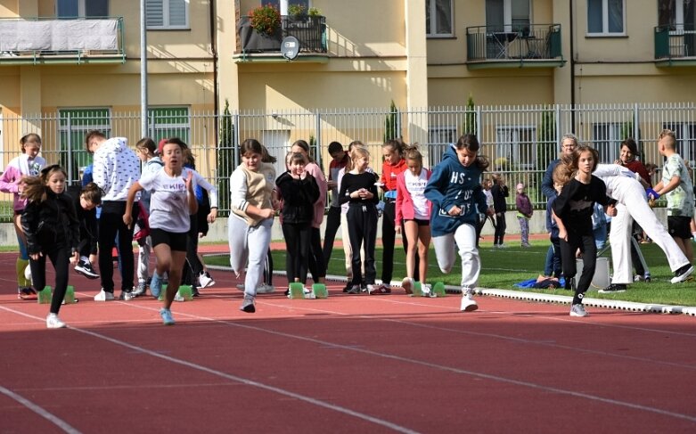  Trzeci jesienny start w ramach Czwartków Lekkoatletycznych 