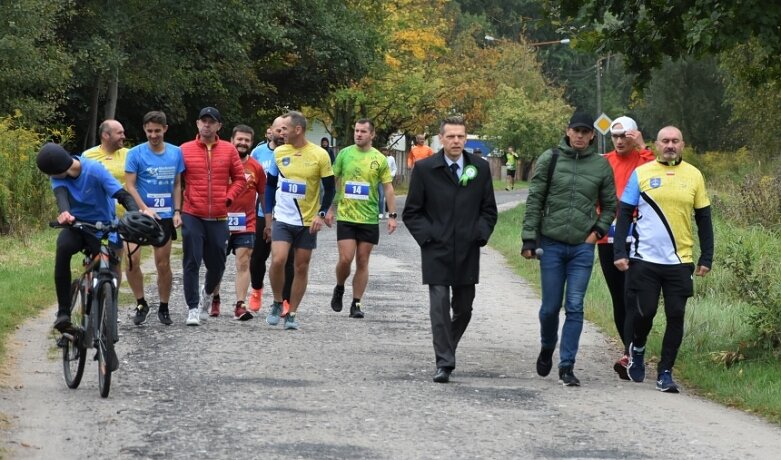  Trzecia edycja Porankowego Półmaratonu Leśnego 