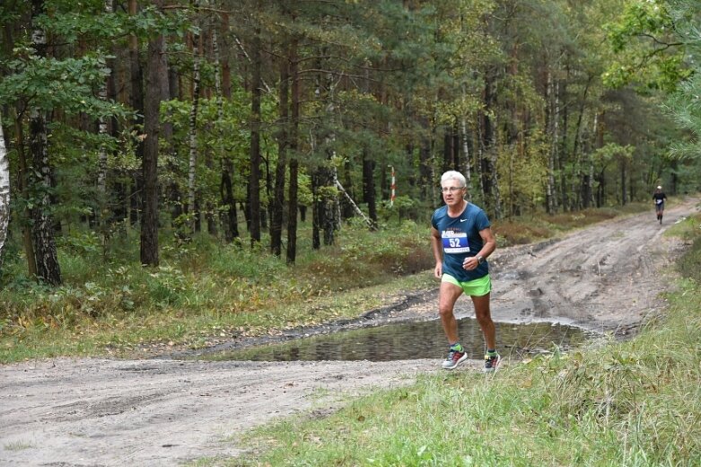  Trzecia edycja Porankowego Półmaratonu Leśnego 