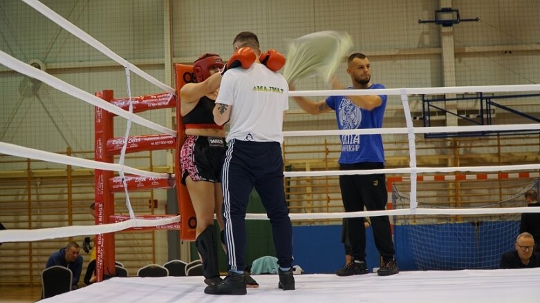  Udany debiut. Skierniewicka Liga Kickboxingu strzałem w dziesiątkę 