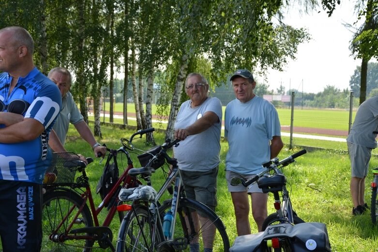  Udany rajd rowerowy po gminie Maków 