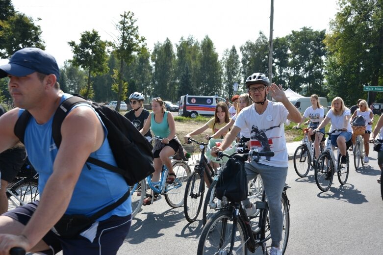  Udany rajd rowerowy po gminie Maków 