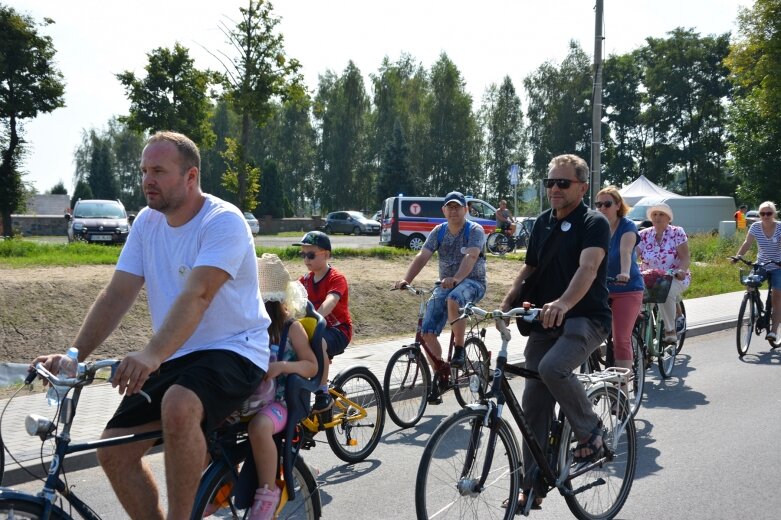  Udany rajd rowerowy po gminie Maków 