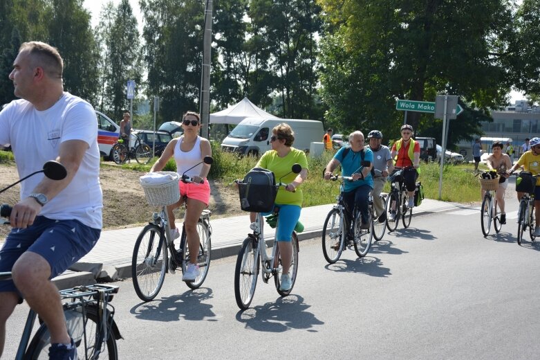  Udany rajd rowerowy po gminie Maków 