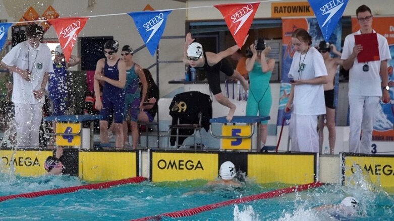  UKS Nawa na podium klasyfikacji medalowej 