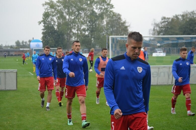  Unia blisko niespodzianki. Pucharowe starcie z trybun oglądał prezes PZPN Zbigniew Boniek 