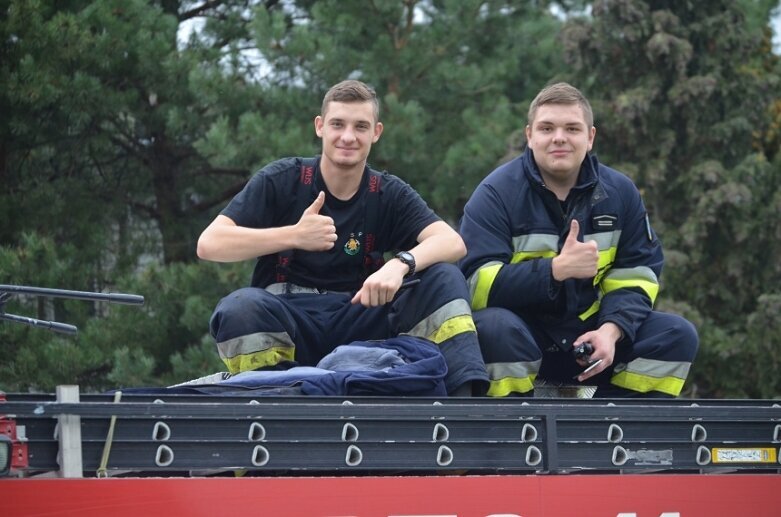  Unia blisko niespodzianki. Pucharowe starcie z trybun oglądał prezes PZPN Zbigniew Boniek 